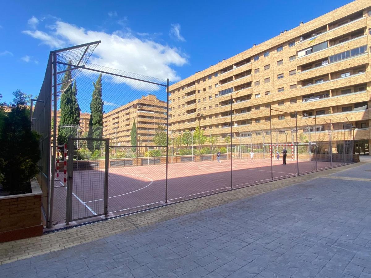 Ferienwohnung Aires De Toledo-Parque Warner Y Madrid En Familia Exterior foto