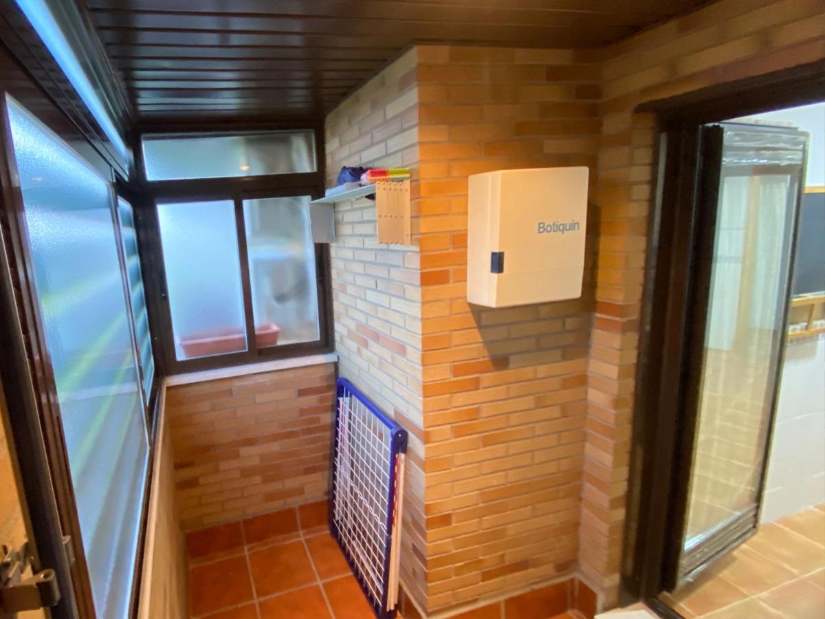 Ferienwohnung Aires De Toledo-Parque Warner Y Madrid En Familia Exterior foto