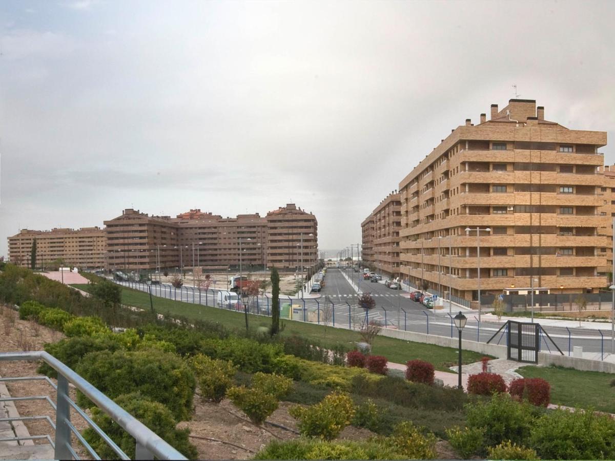 Ferienwohnung Aires De Toledo-Parque Warner Y Madrid En Familia Exterior foto