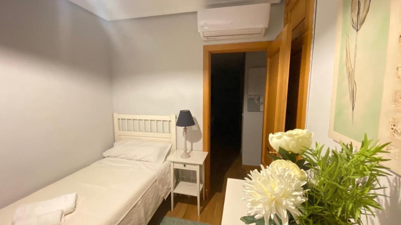 Ferienwohnung Aires De Toledo-Parque Warner Y Madrid En Familia Exterior foto